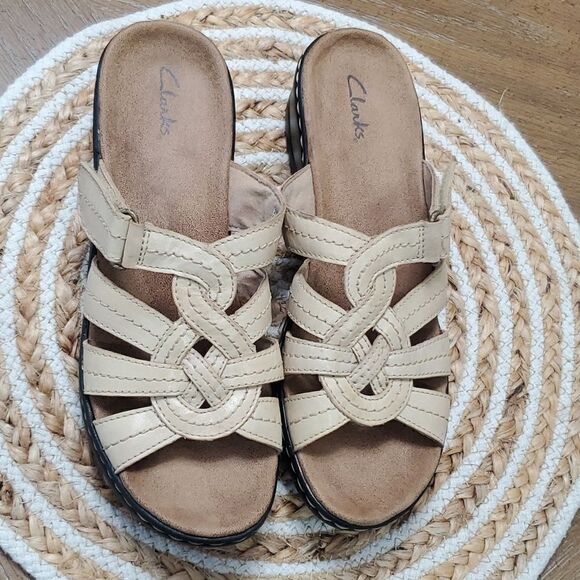 CLARKS Lexi Dill Bone Dune Leather Sandals Size 9N - Picture 7 of 9